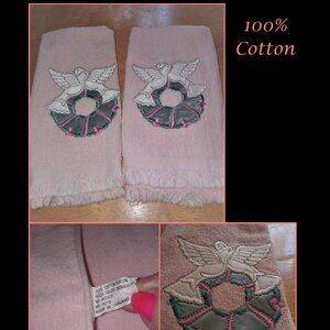 Vintage 100% Cotton Christmas Finger tip, Decorative, Holiday towels, Peace dove